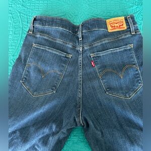 Levi High Rise Straight Women Jeans